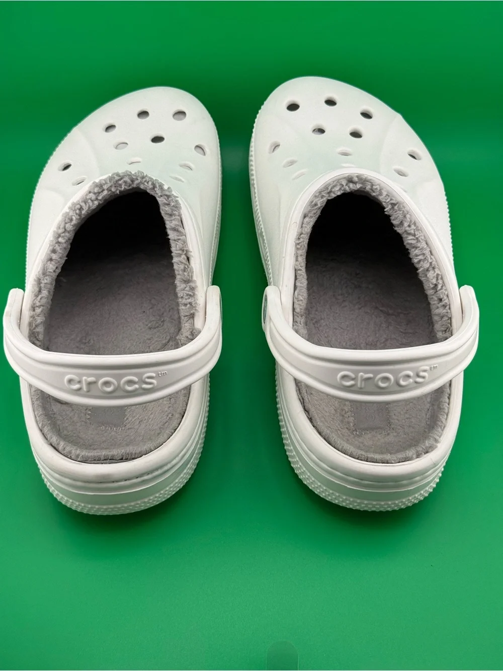 Crocs Classic Lined Clog White Gray Fleece Slip On Unisex Size C10 EU 27-28